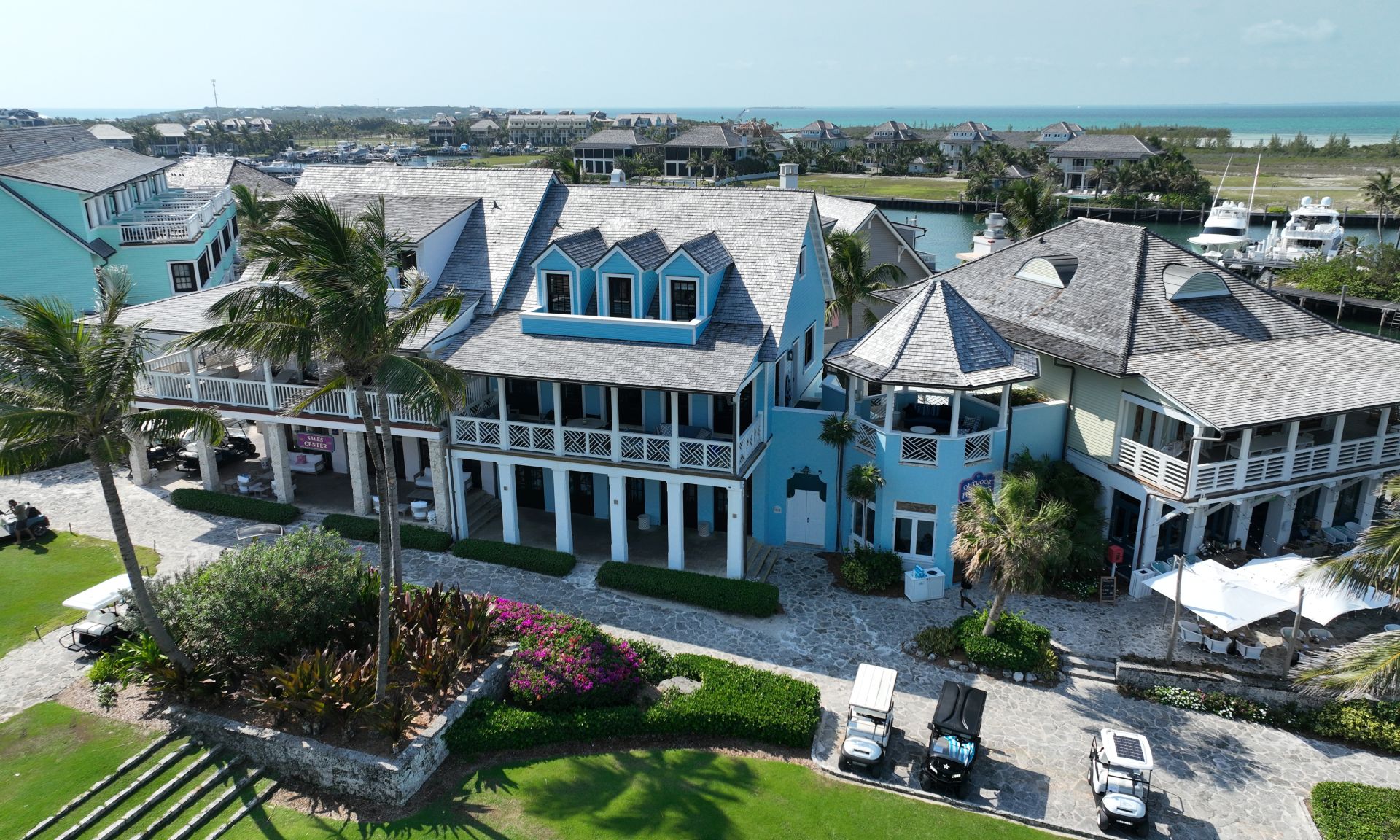 "Escape" Marina Village Flat Baker’s Bay Golf & Ocean Club